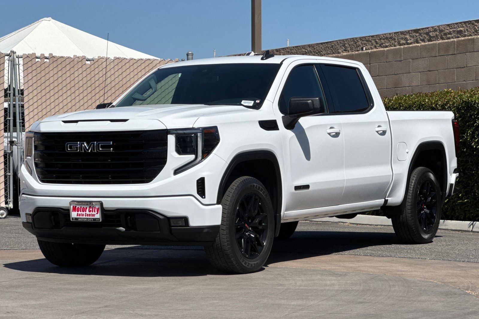 Certified 2023 GMC Sierra 1500 Elevation RWD image 8