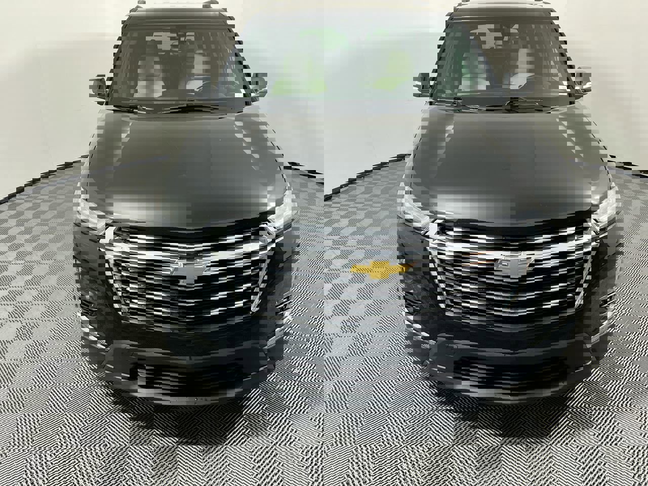 Used 2023 Chevrolet Traverse LT image 8