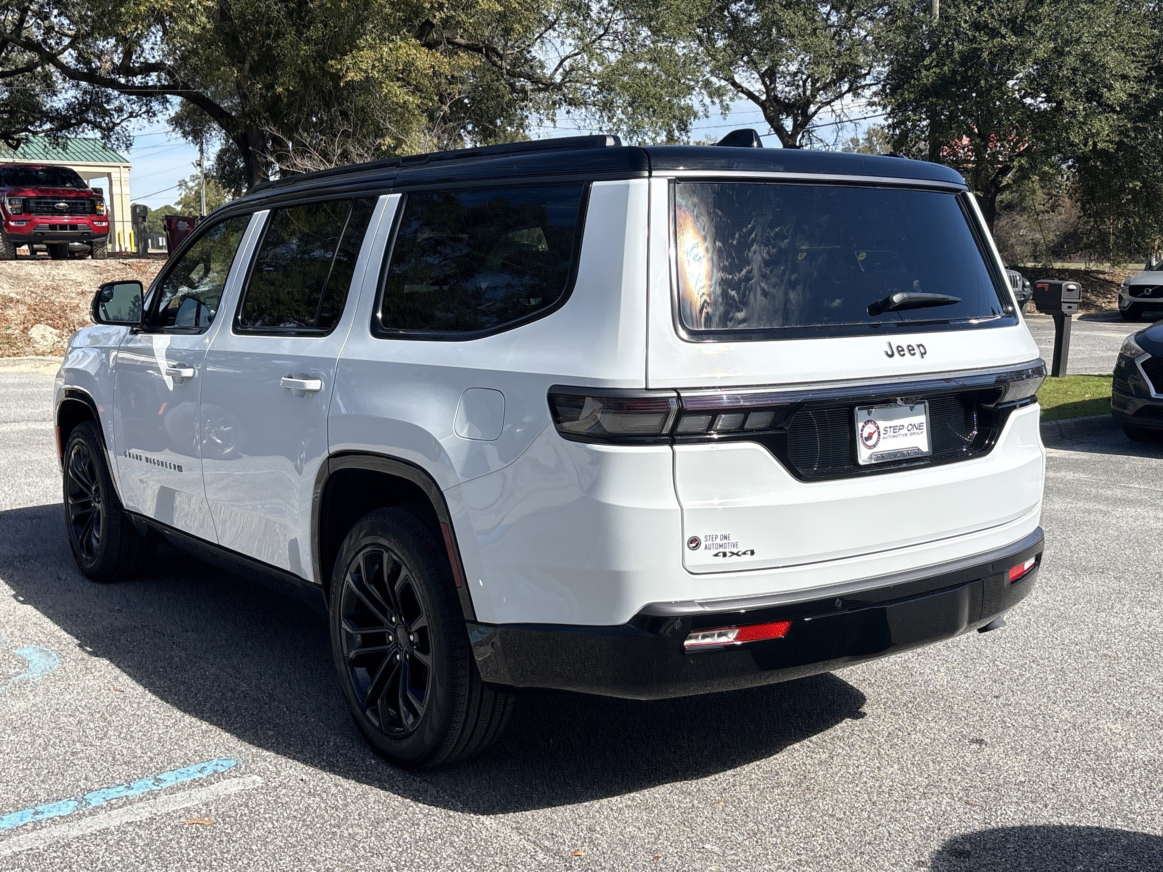 New 2026 Jeep Grand Wagoneer Summit image 6