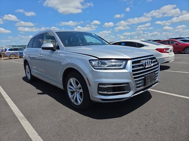 Used 2019 Audi Q7 3.0T Premium AWD/4WD image 4