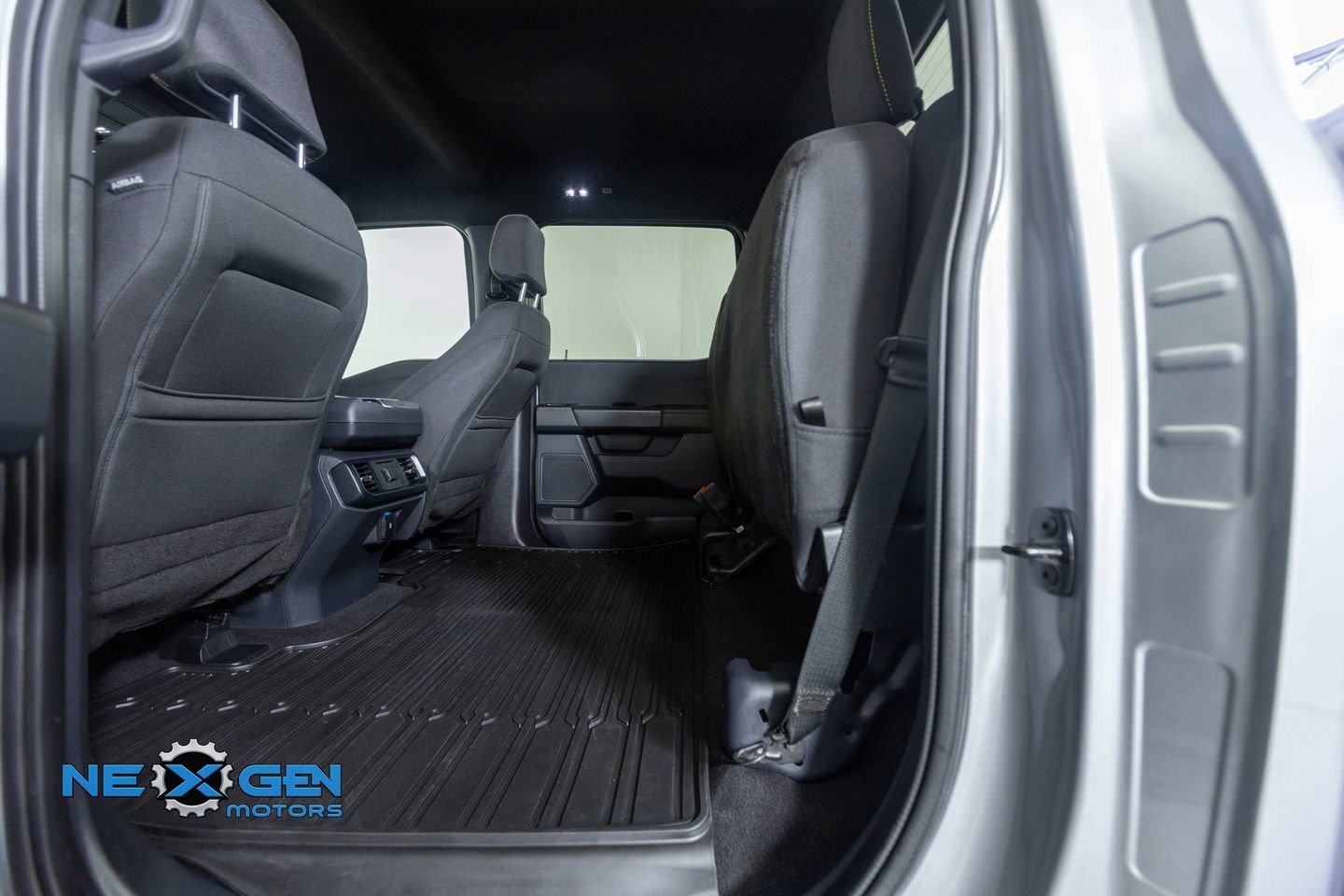 Used 2024 Ford F150 STX image 29