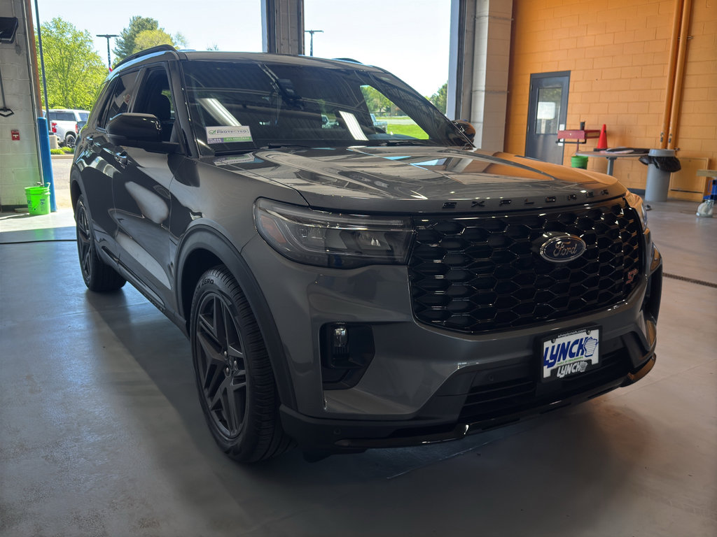 Used 2026 Ford Explorer ST AWD/4WD image 7
