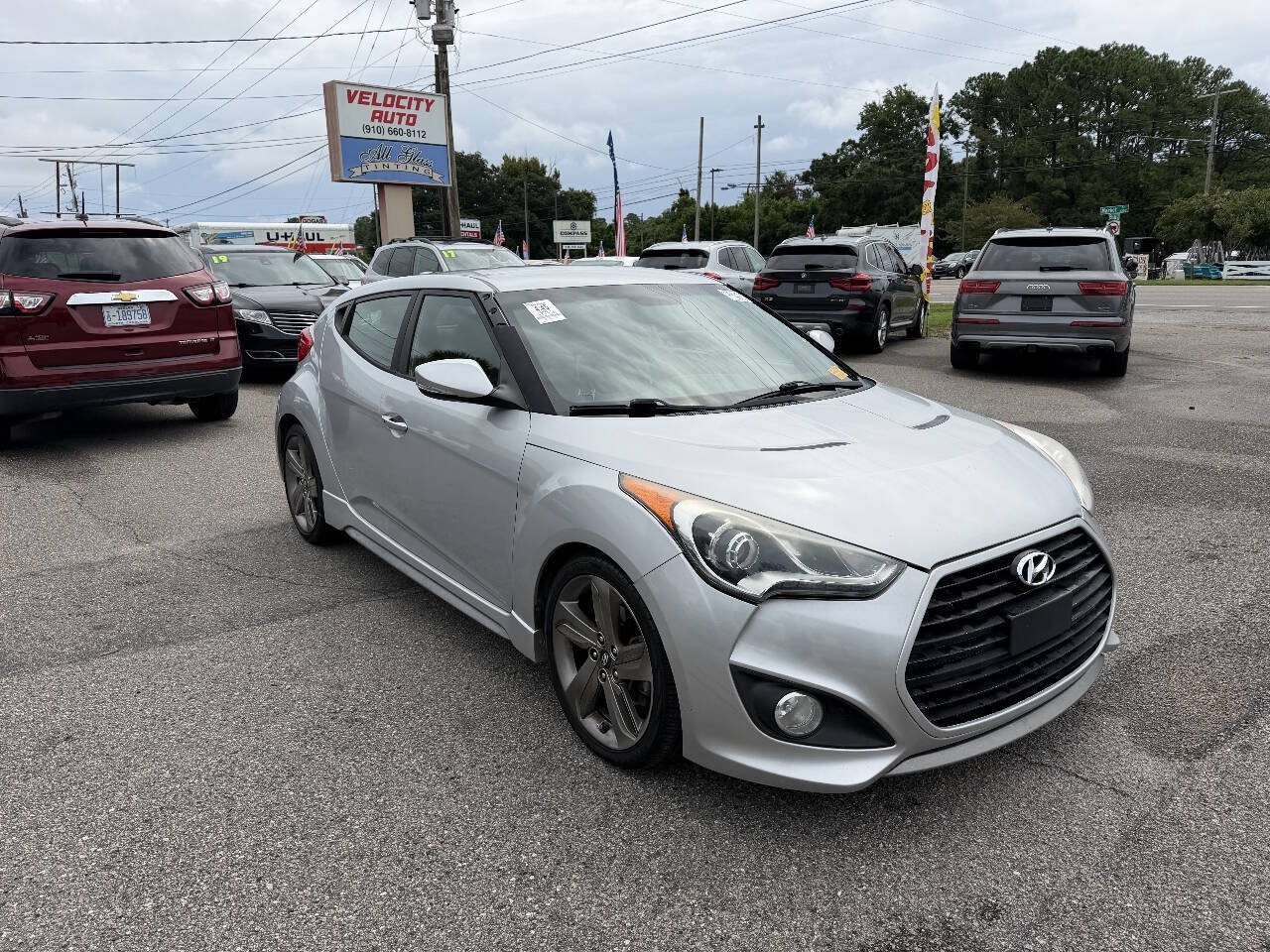 Used 2013 Hyundai Veloster Turbo FWD image 12