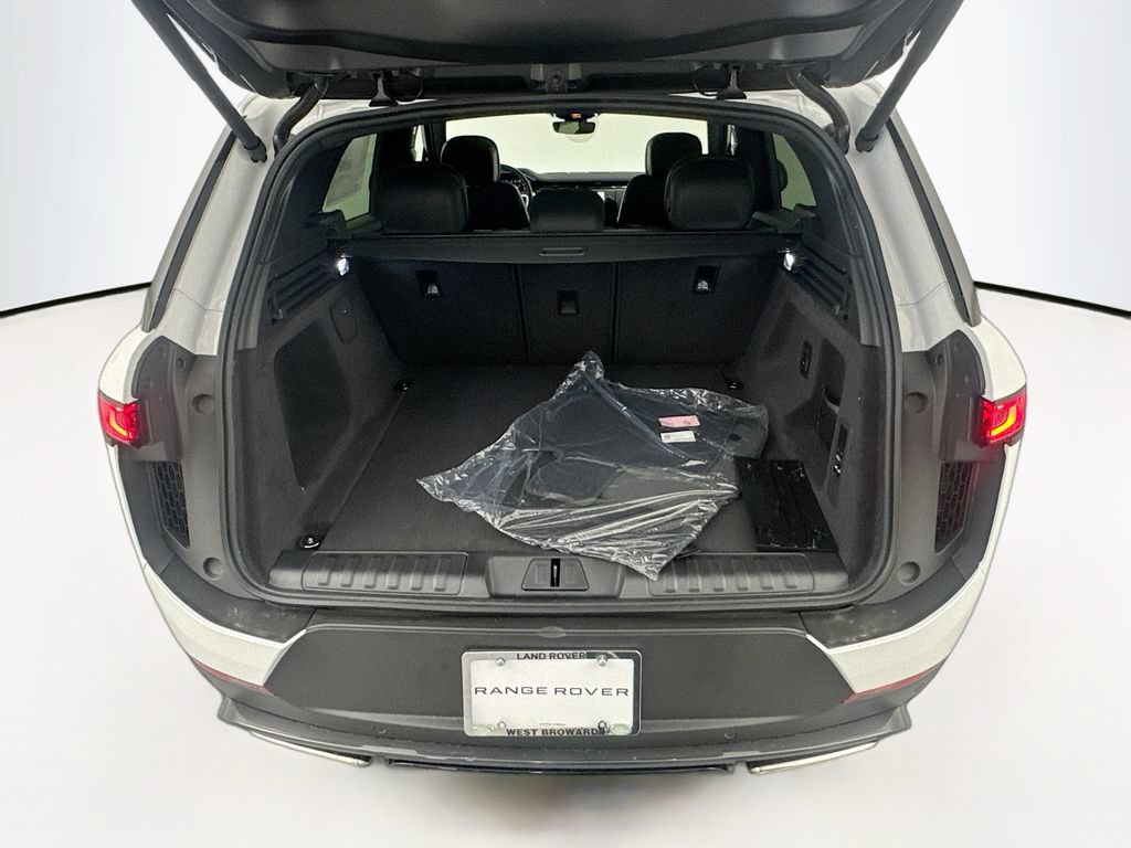 New 2026 Land Rover Range Rover Sport SE AWD/4WD image 26