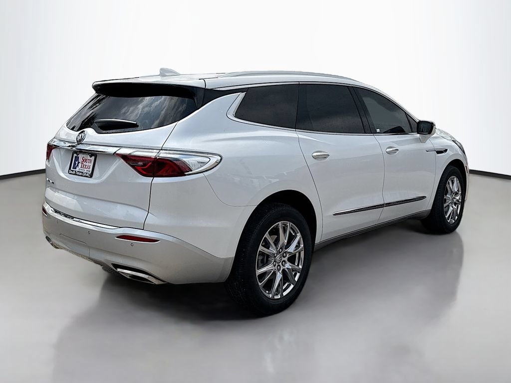 Used 2023 Buick Enclave Essence w/ Experience Buick Package FWD image 7