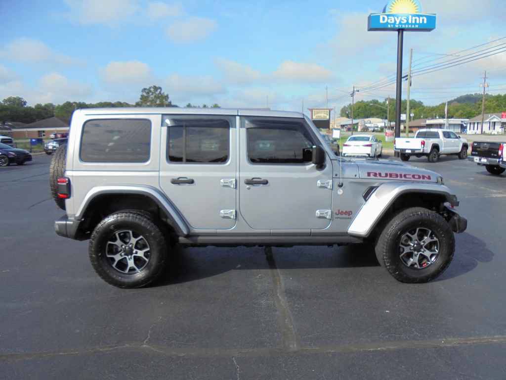 Used 2018 Jeep Wrangler Unlimited Rubicon AWD/4WD image 2