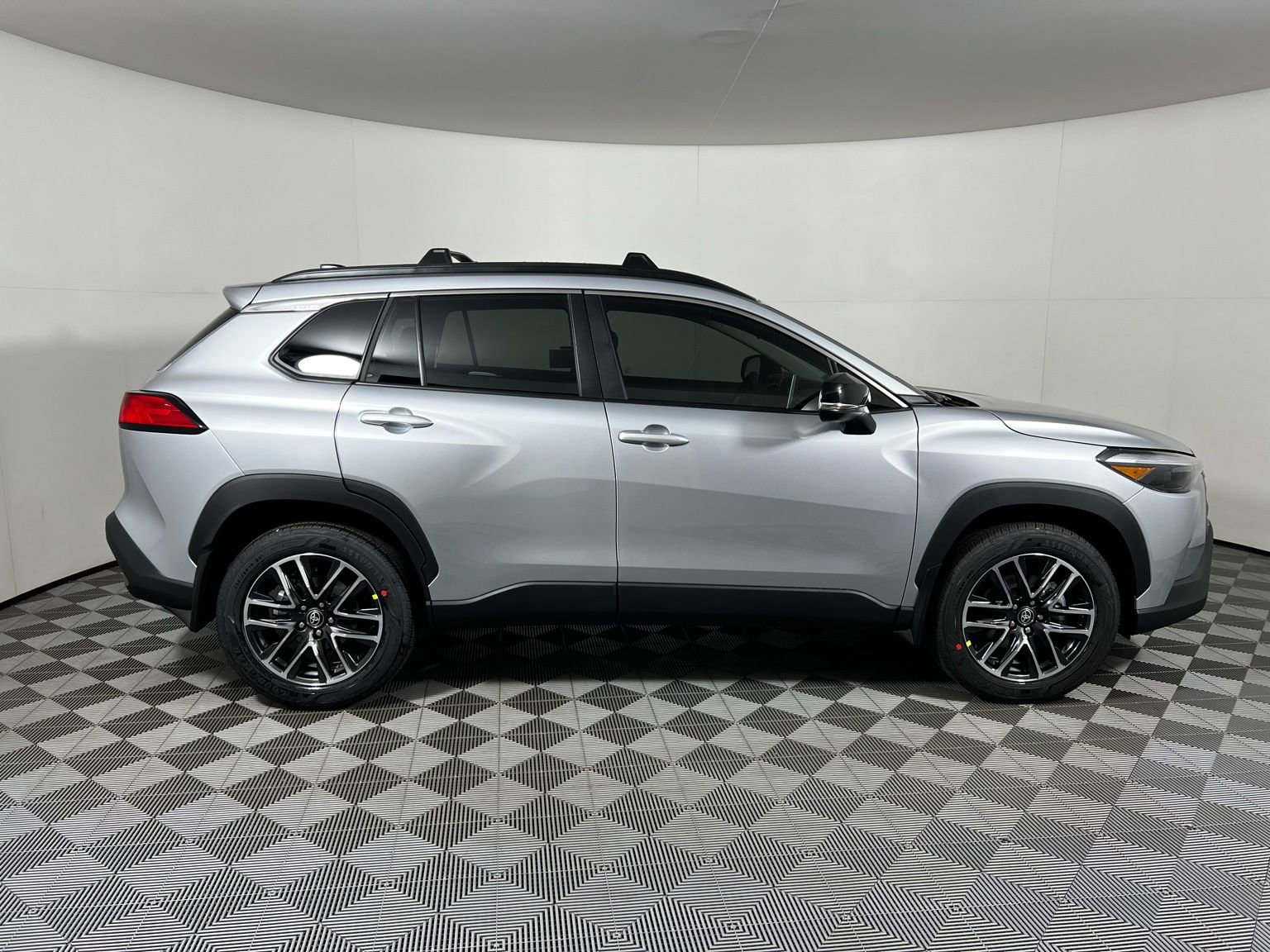 New 2026 Toyota Corolla Cross XLE image 4