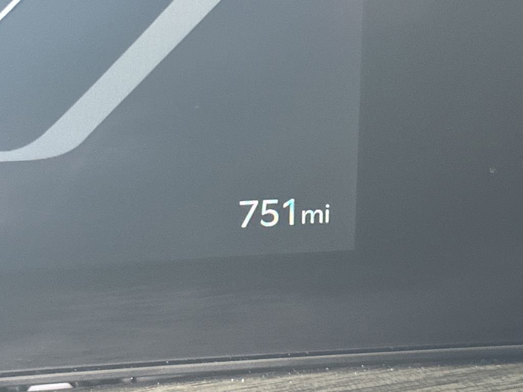 Used 2025 Kia K5 EX image 28