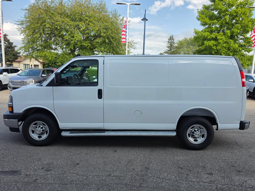 Certified 2025 Chevrolet Express 2500 w/ Driver Convenience Package RWD image 8