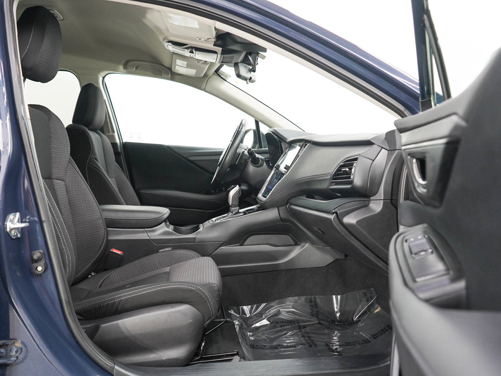 Used 2025 Subaru Outback Premium AWD/4WD image 11