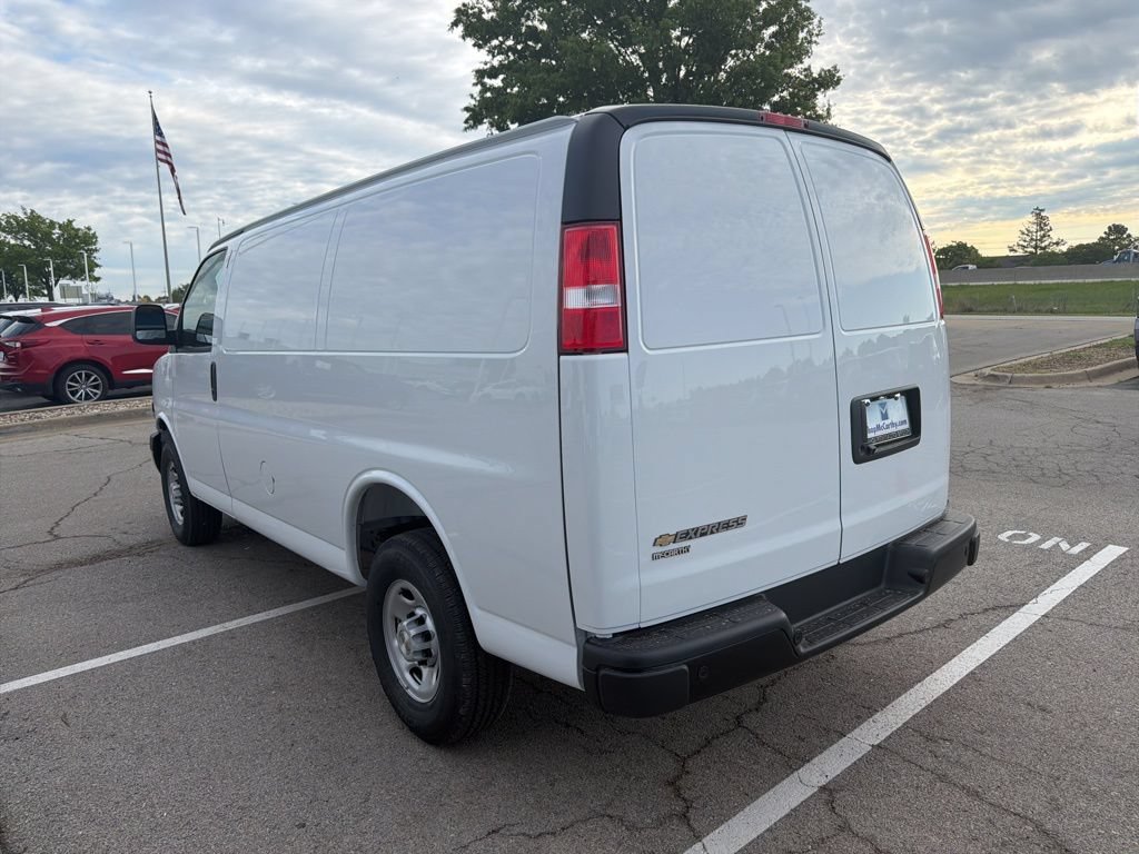 New 2026 Chevrolet Express 2500 w/ Driver Convenience Package RWD image 5