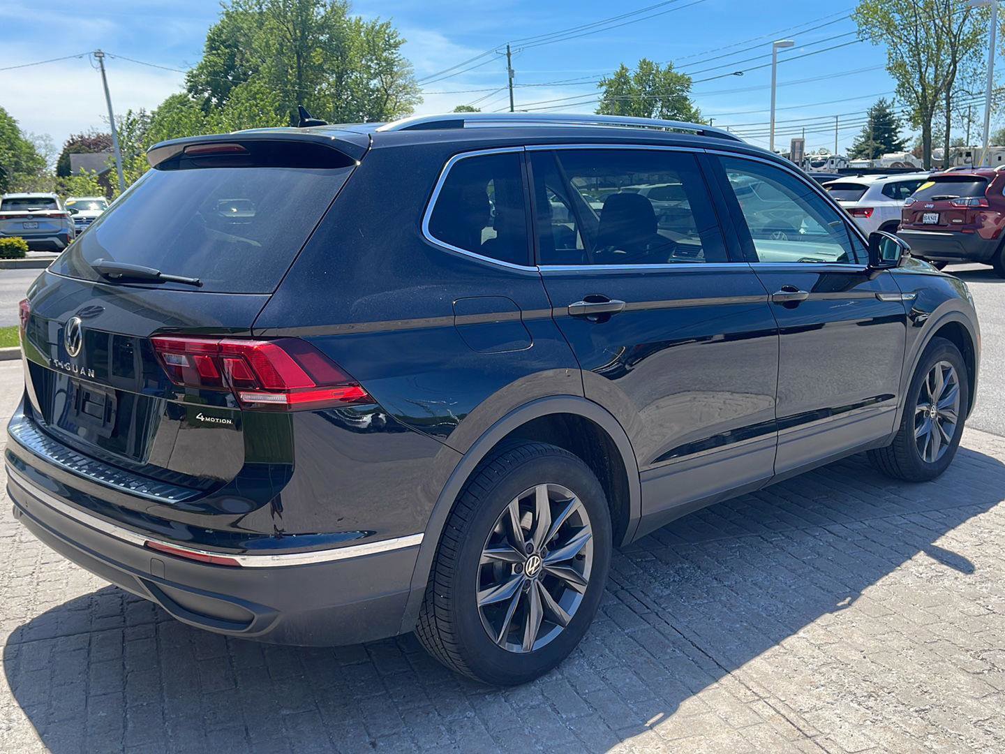 Certified 2023 Volkswagen Tiguan SE AWD/4WD image 4
