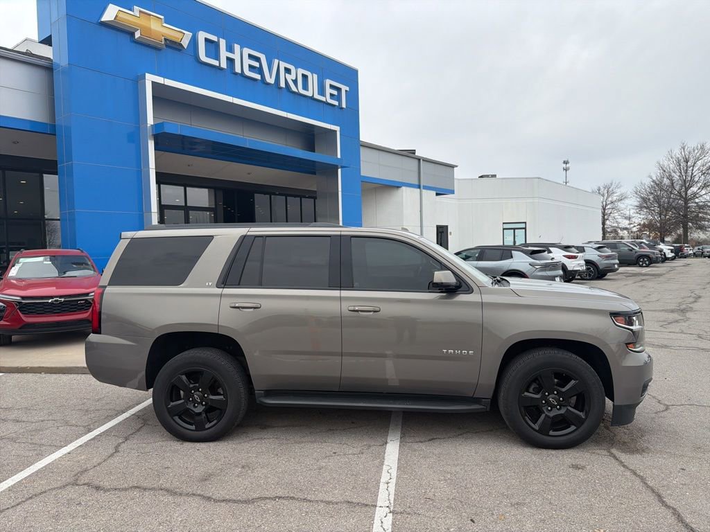 Used 2017 Chevrolet Tahoe LT image 3