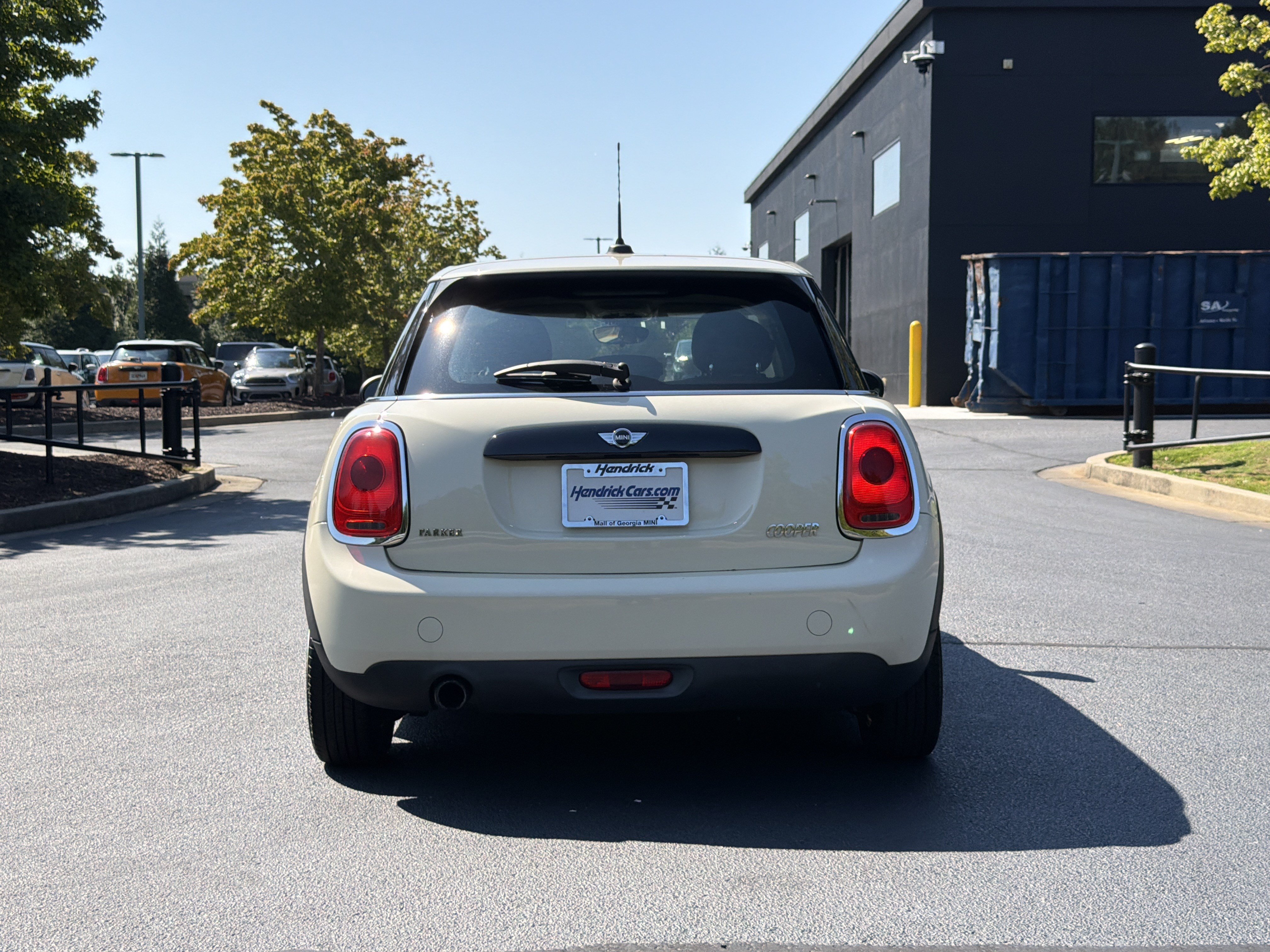 Used 2016 MINI Cooper 4-Door Hardtop FWD image 16