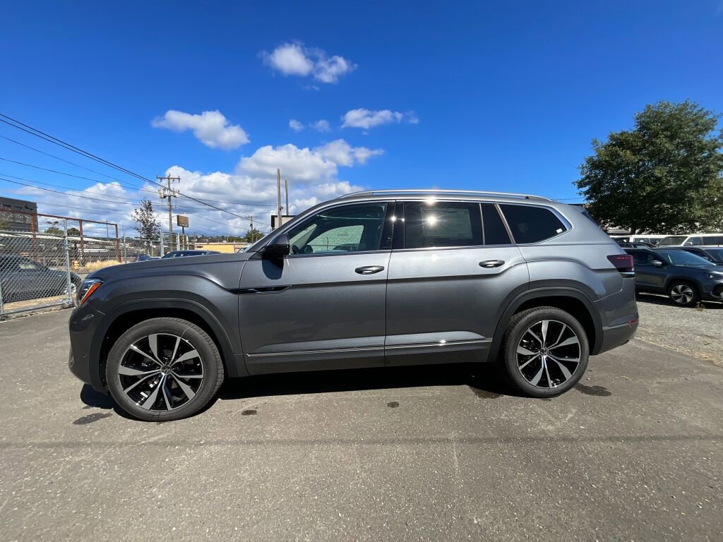 New 2025 Volkswagen Atlas SEL Premium R-Line image 5