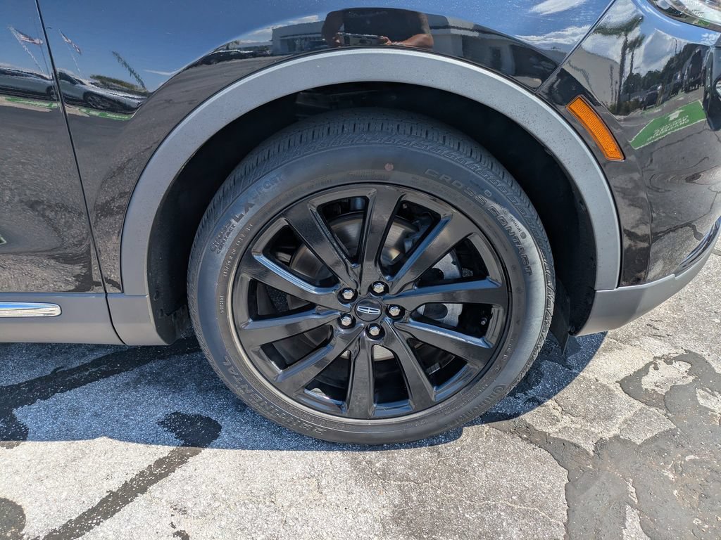 Certified 2023 Lincoln Nautilus Reserve w/ Monochromatic Package AWD/4WD image 11