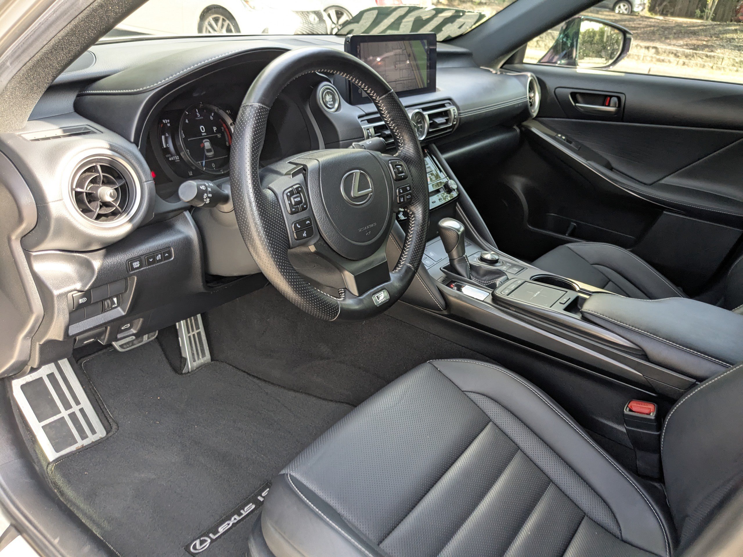 Certified 2021 Lexus IS 350 F Sport w/ Navigation Package RWD image 6