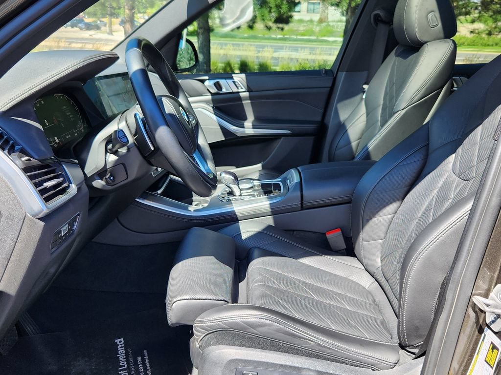 Used 2023 BMW X5 xDrive40i w/ Premium Package AWD/4WD image 8
