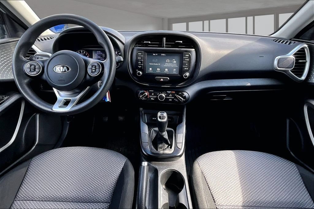 Used 2021 Kia Soul LX FWD image 16
