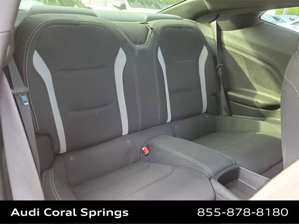 Used 2022 Chevrolet Camaro LT w/ Technology Package image 21