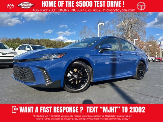 Used 2025 Toyota Camry SE video 1