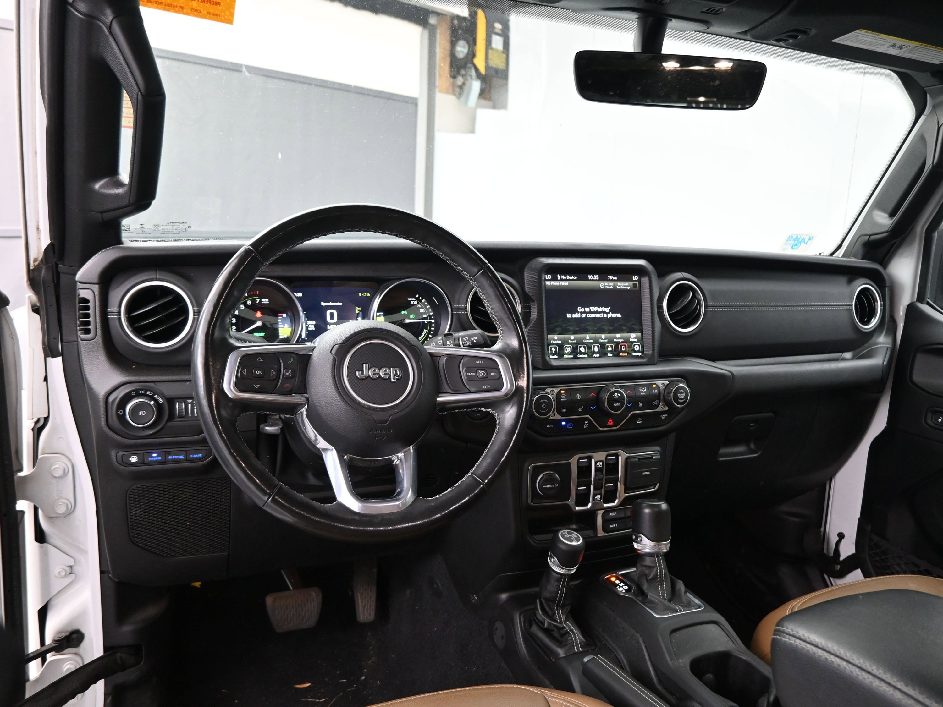 Used 2022 Jeep Wrangler Unlimited Sahara w/ Cold Weather Group image 18