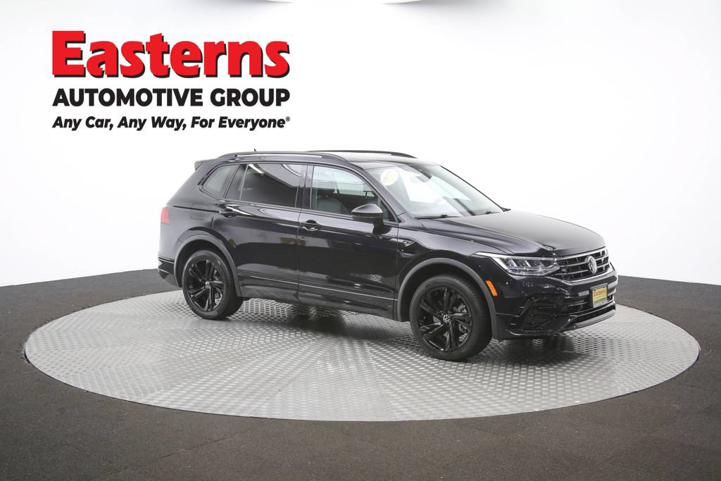 Used 2024 Volkswagen Tiguan SE R-Line AWD/4WD image 65