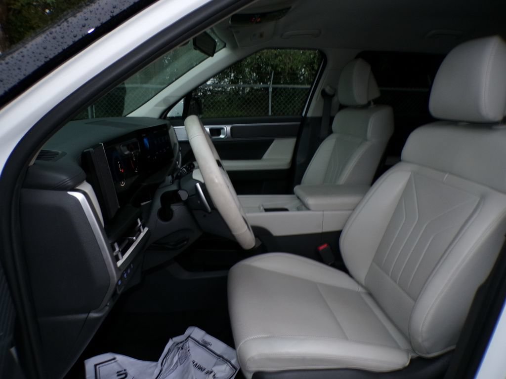 Certified 2024 Hyundai Santa Fe SEL FWD image 13