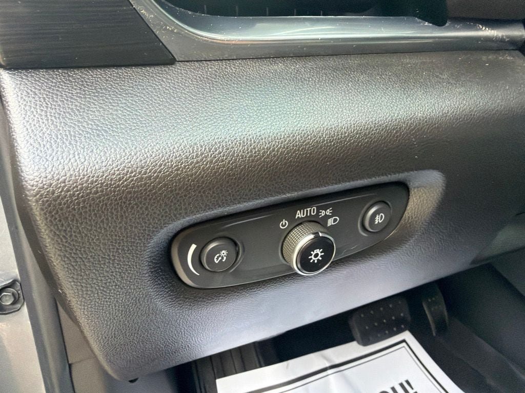 Used 2021 Chevrolet Traverse High Country w/ LPO, Floor Liner Package AWD/4WD image 46