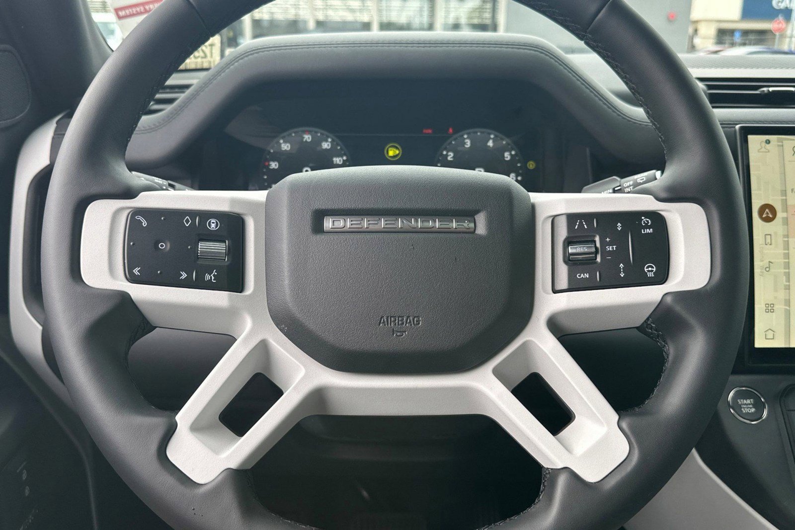 New 2026 Land Rover Defender 130 X-Dynamic SE image 15