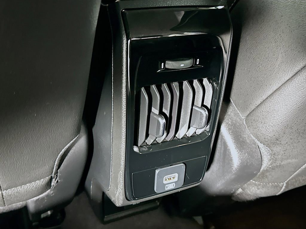 Used 2022 Jeep Compass Trailhawk image 31