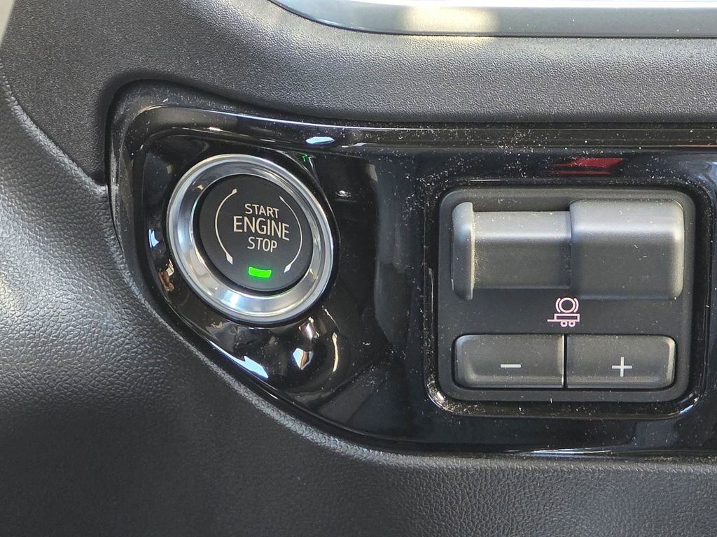 New 2026 Chevrolet Silverado 1500 RST w/ RST All Star Premium Package AWD/4WD image 32