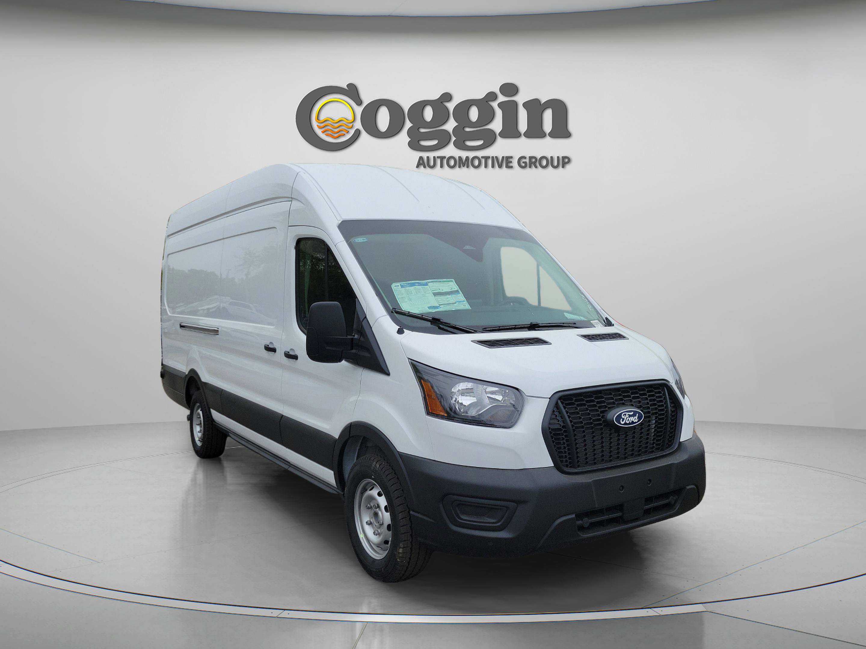New 2026 Ford Transit 250 148 High Roof Extended w/ Load Area Protection Package RWD image 4
