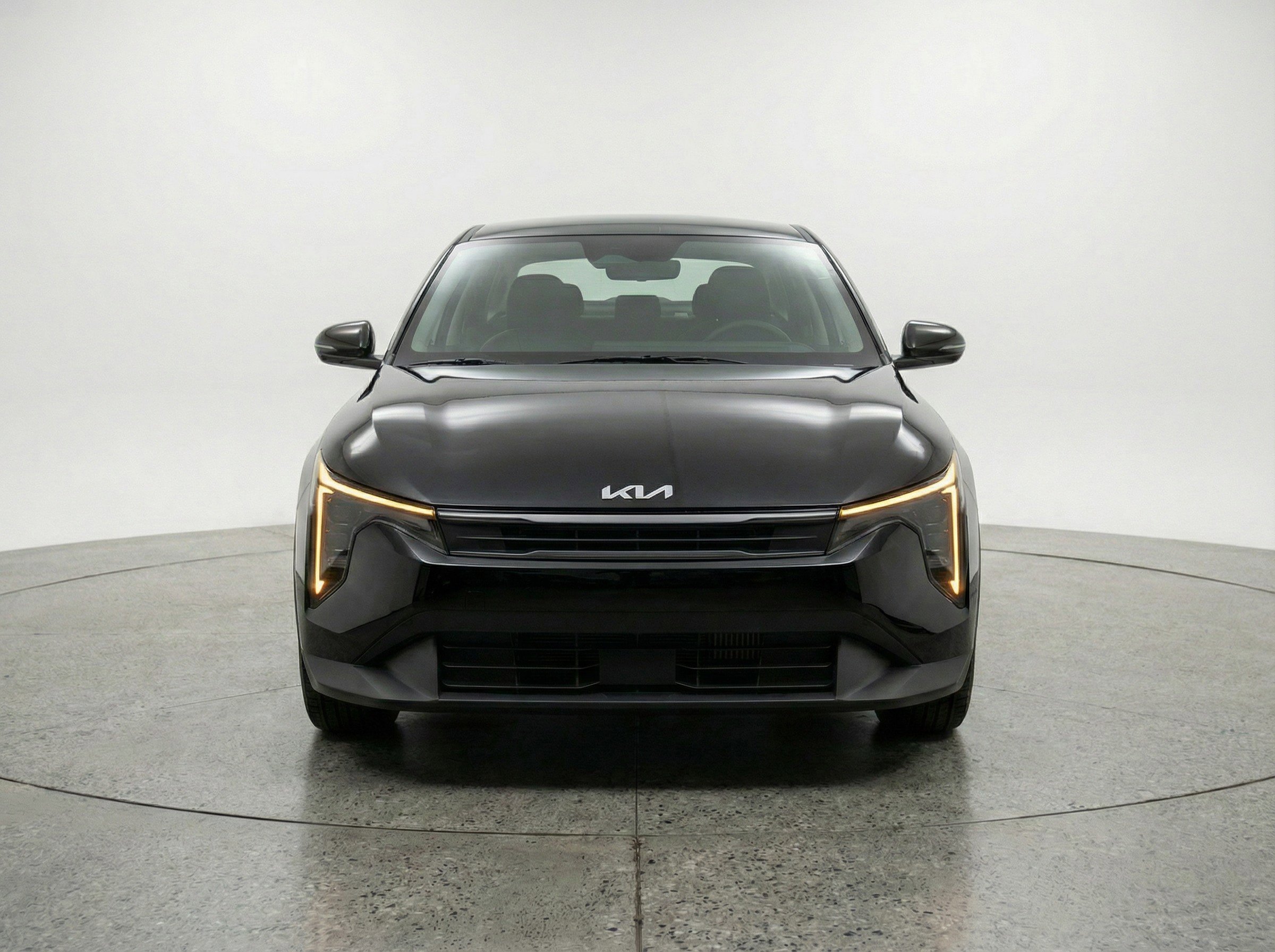 Used 2025 Kia K4 LXS image 2