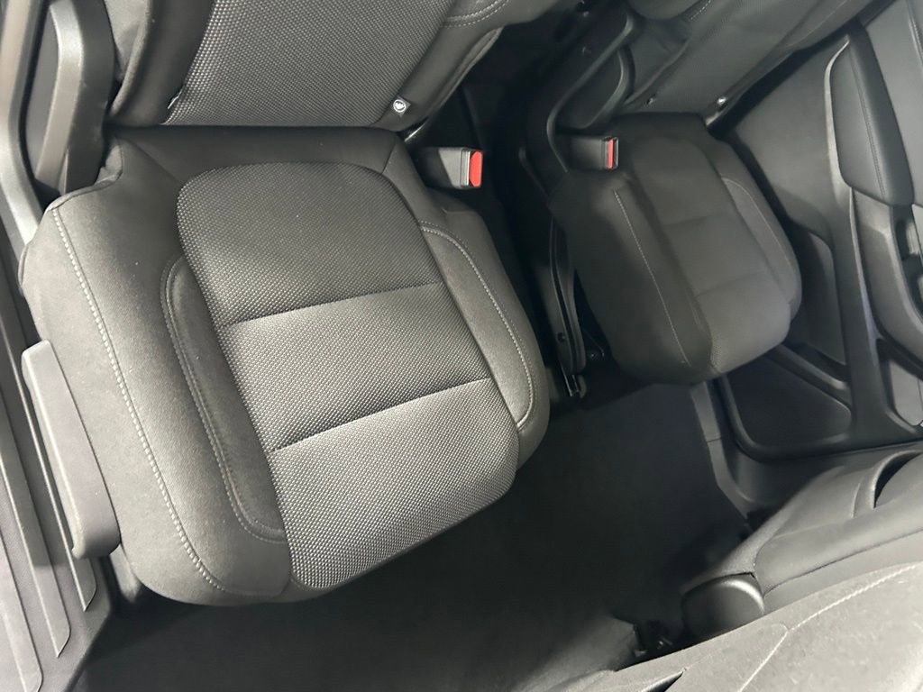 Used 2023 Chevrolet Traverse LT image 39