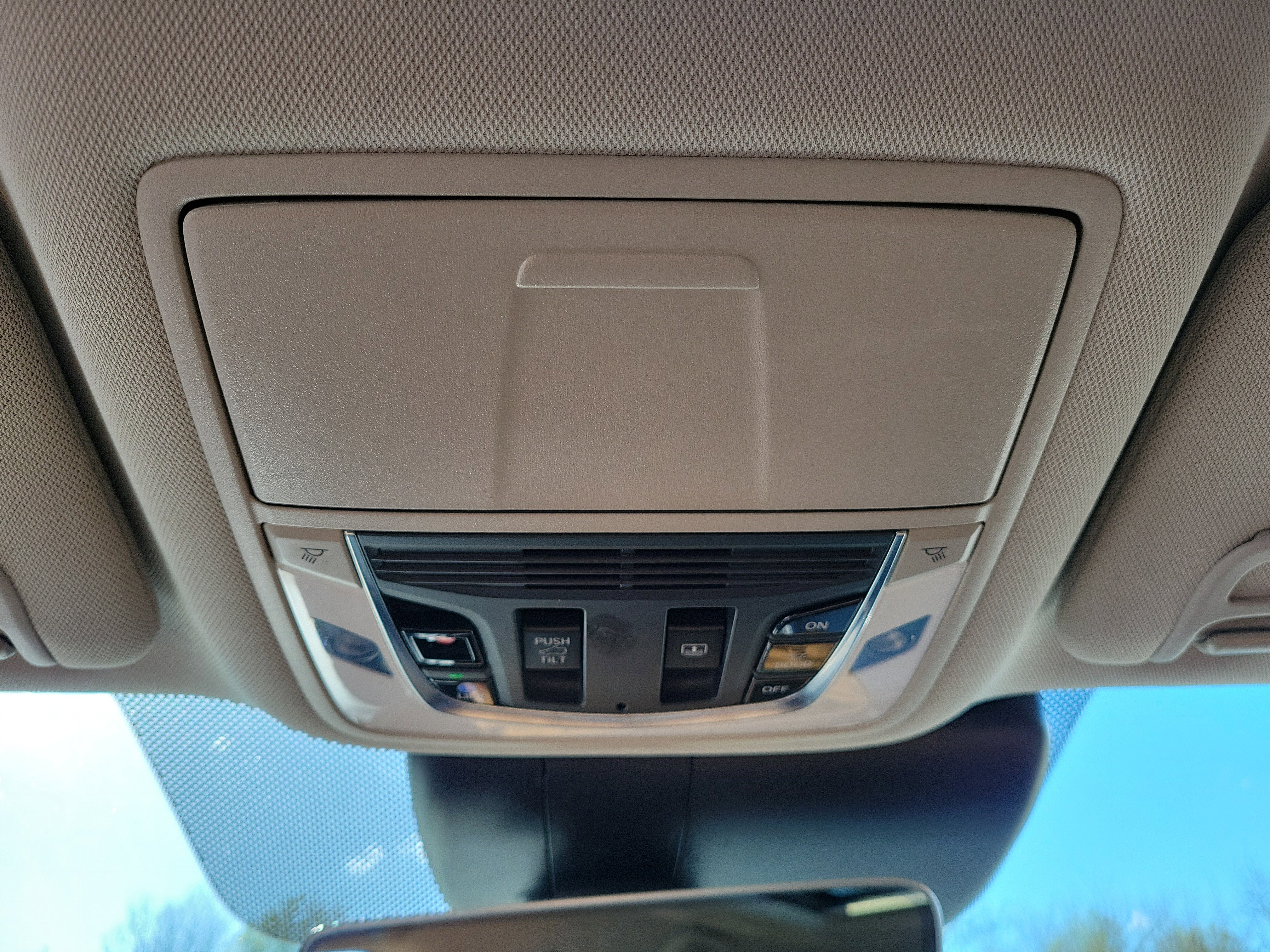 Used 2021 Acura RDX AWD w/ Advance Package image 32