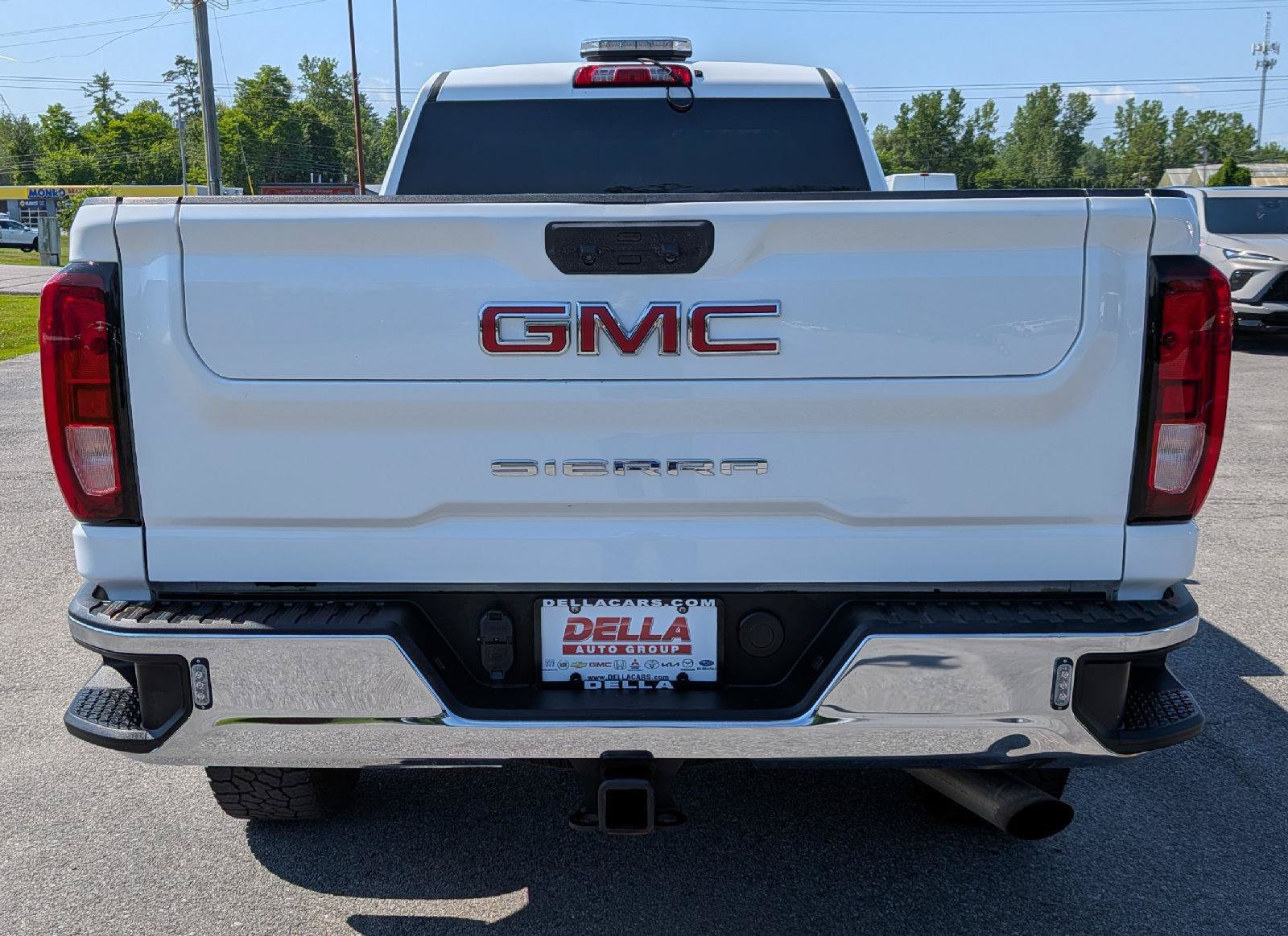 Used 2022 GMC Sierra 3500 Pro w/ Convenience Package AWD/4WD image 9