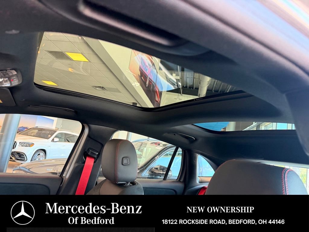 New 2026 Mercedes-Benz GLA 35 AMG 4MATIC image 19