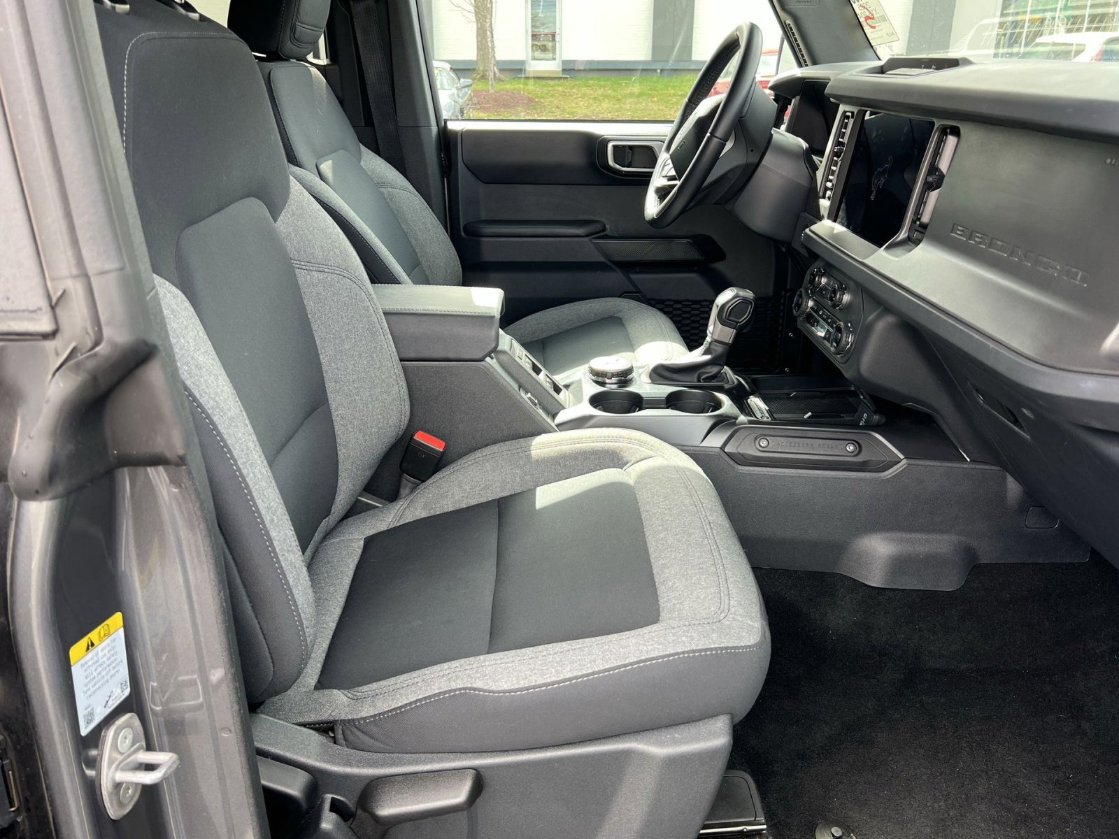 Used 2025 Ford Bronco Big Bend image 25