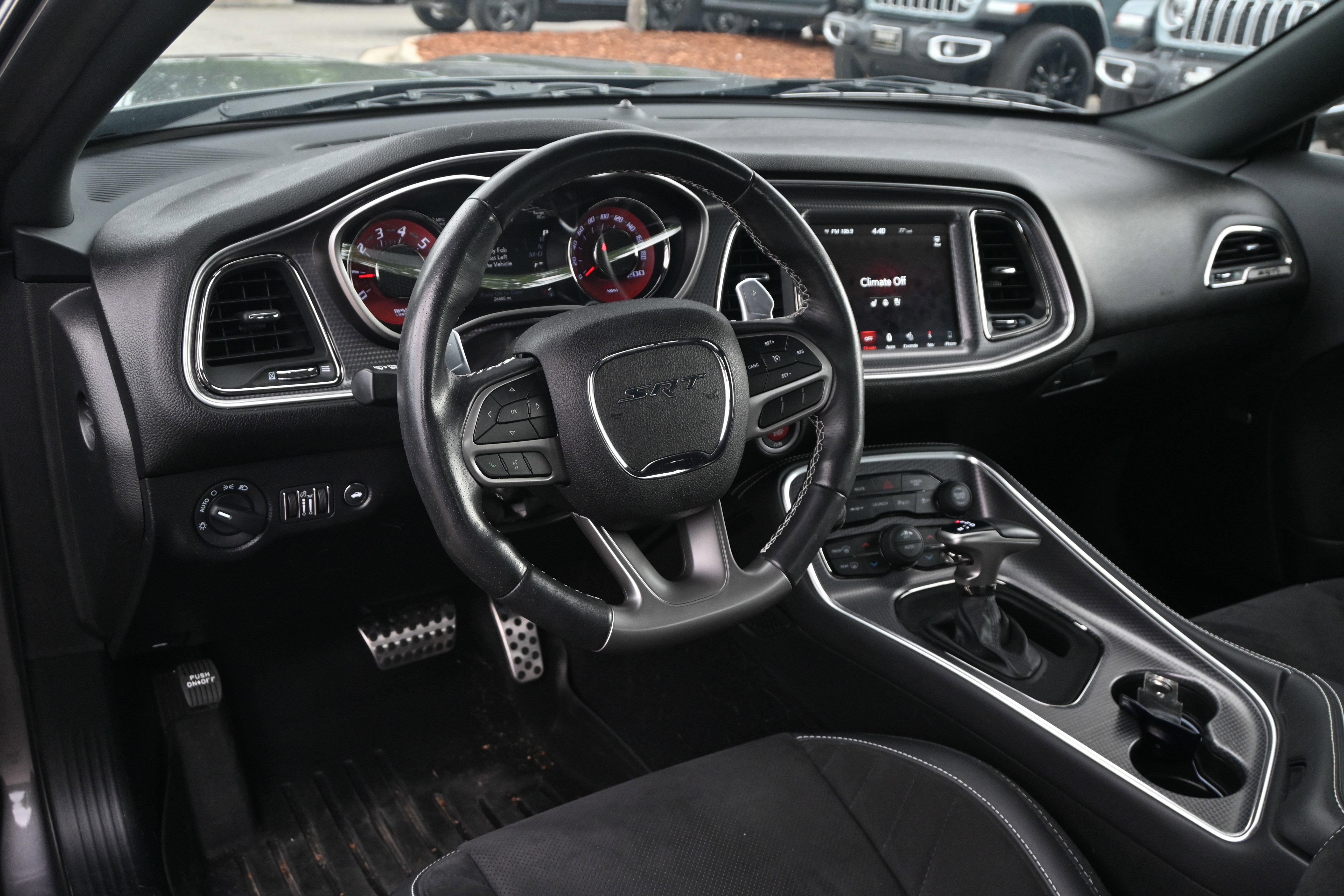 Used 2019 Dodge Challenger SRT Hellcat w/ Plus Package RWD image 11