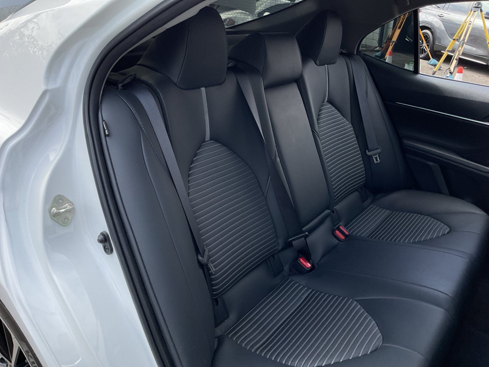Used 2019 Toyota Camry SE FWD image 20