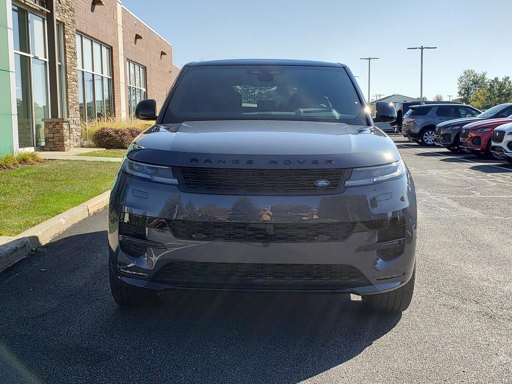 New 2025 Land Rover Range Rover Sport Dynamic SE image 2