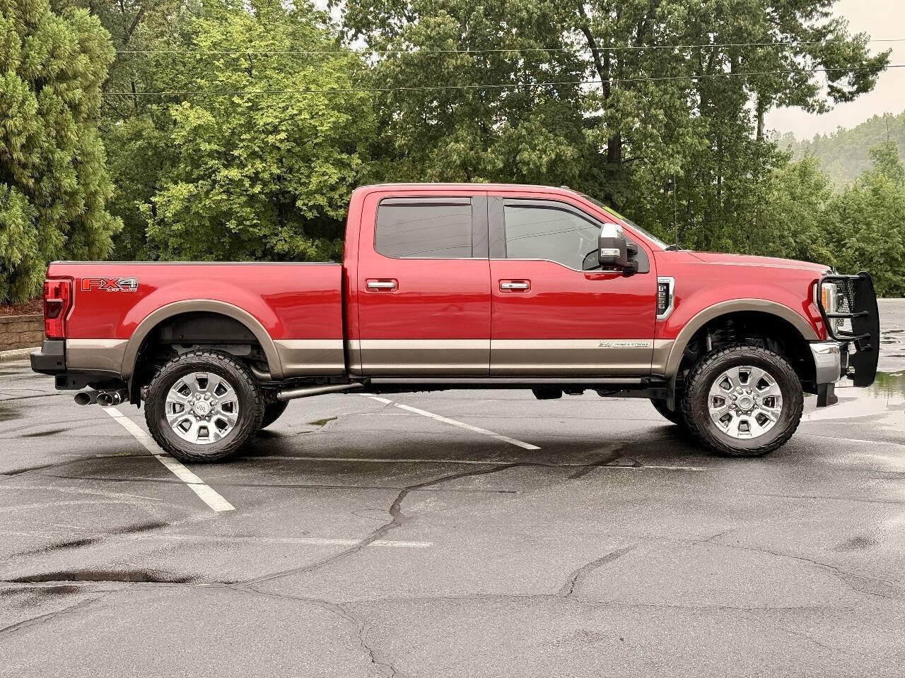 Used 2017 Ford F250 King Ranch w/ King Ranch Ultimate Package AWD/4WD image 3