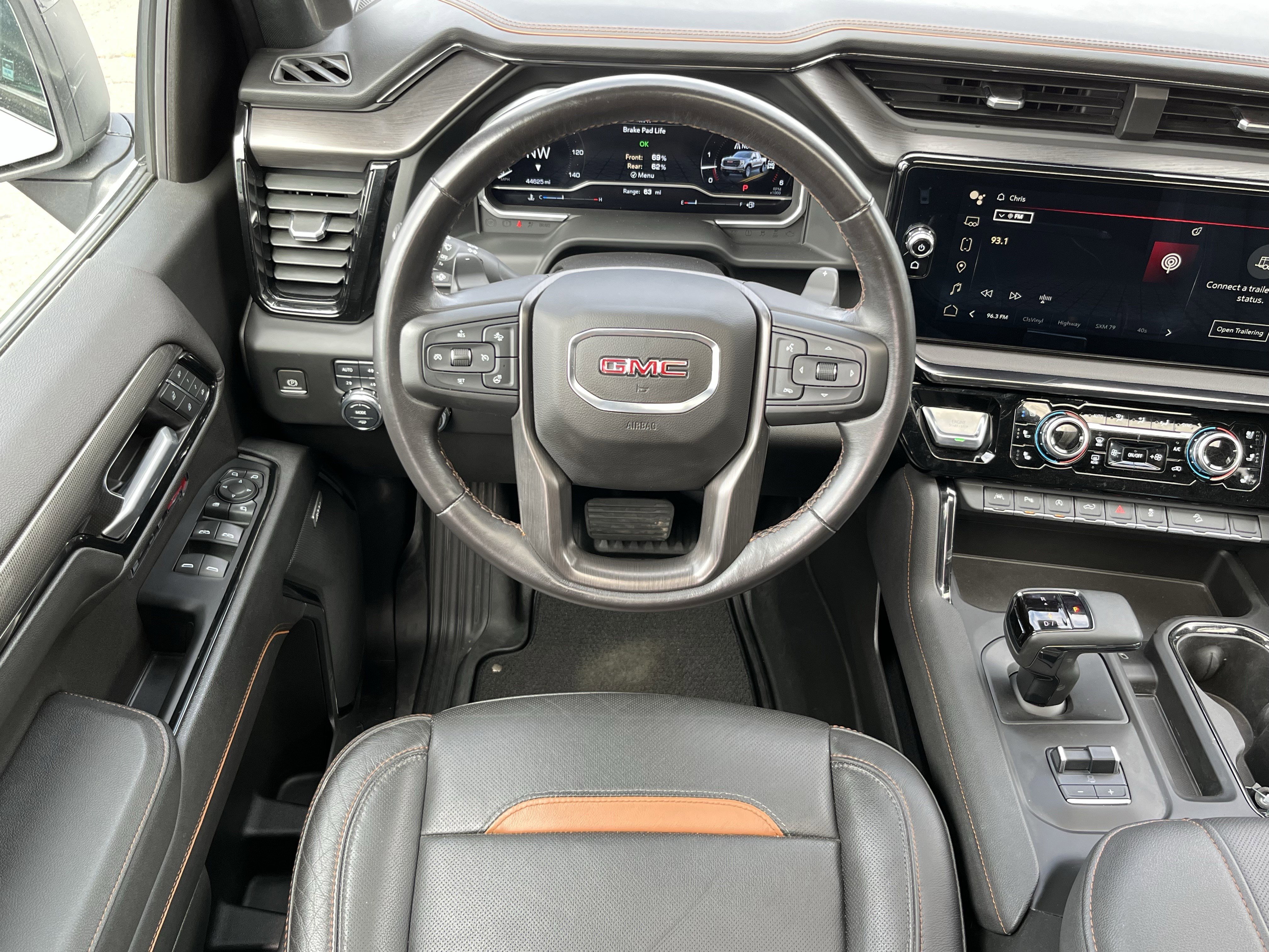 Used 2023 GMC Sierra 1500 AT4 w/ Technology Package image 15