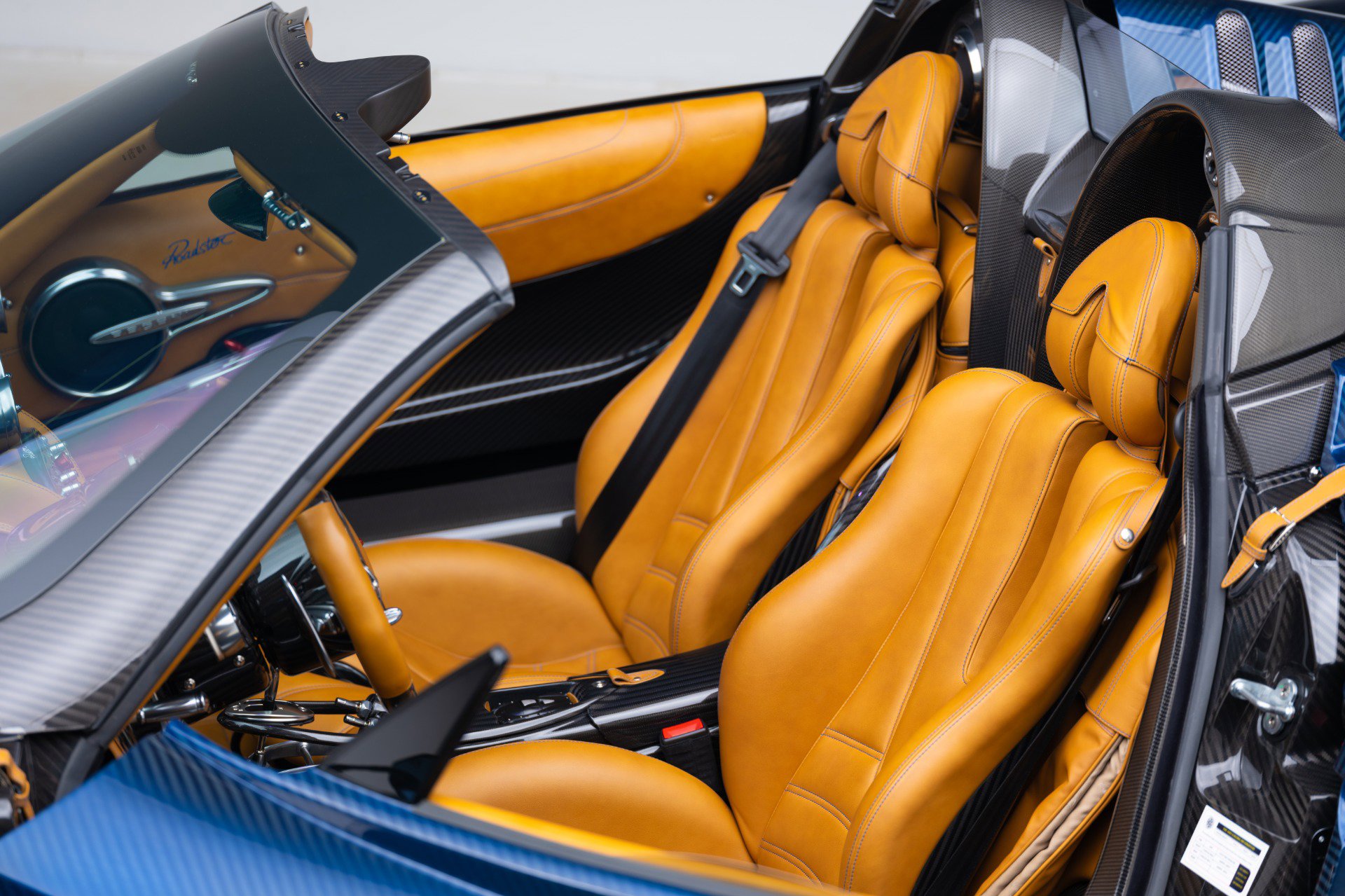Used 2017 Pagani Huayra image 17