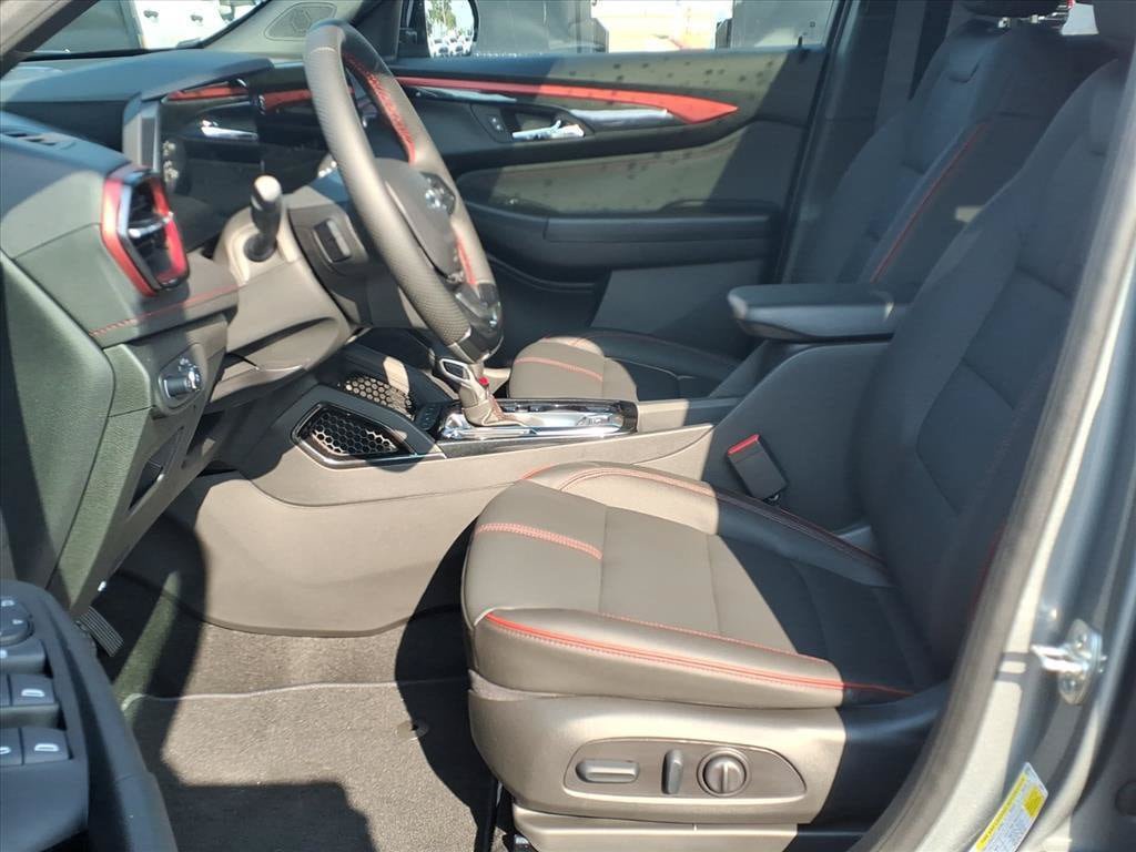 New 2026 Chevrolet TrailBlazer RS w/ Convenience Package AWD/4WD image 17