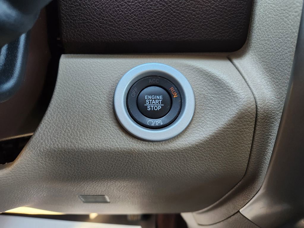 Used 2018 RAM 3500 Laramie image 24