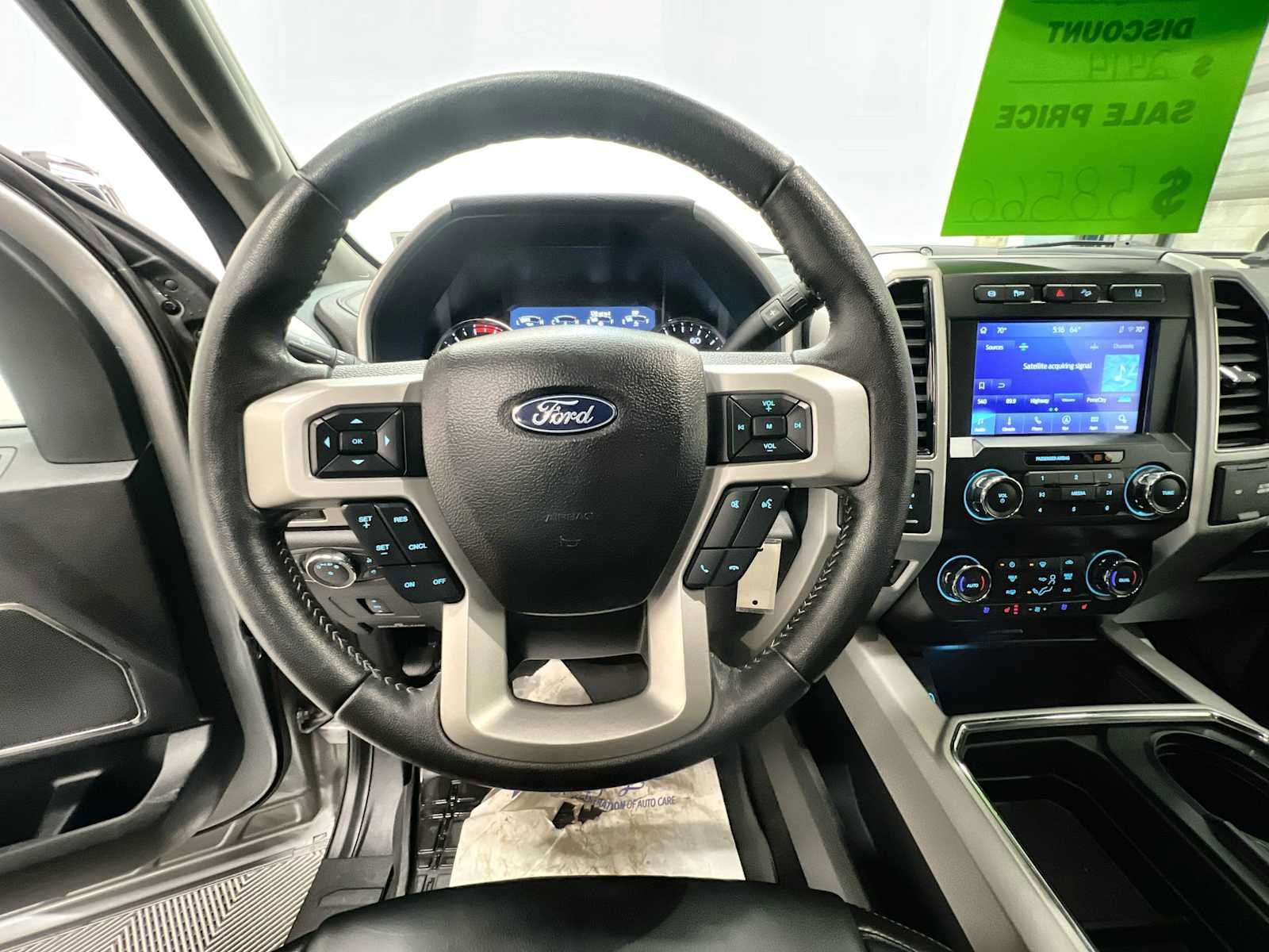 Used 2020 Ford F250 Lariat w/ Chrome Package image 11