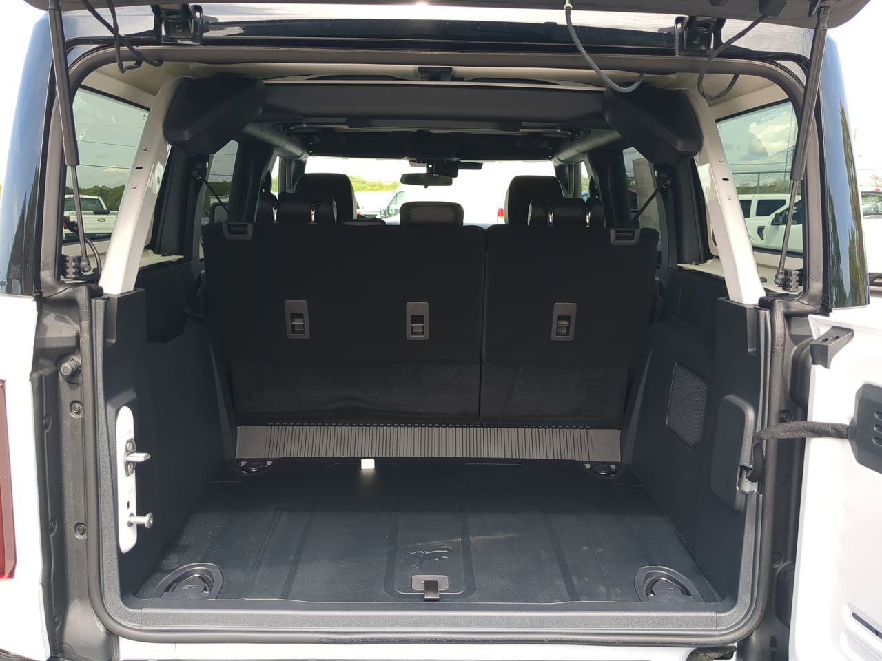 New 2026 Ford Bronco Big Bend w/ Black Diamond Package image 11