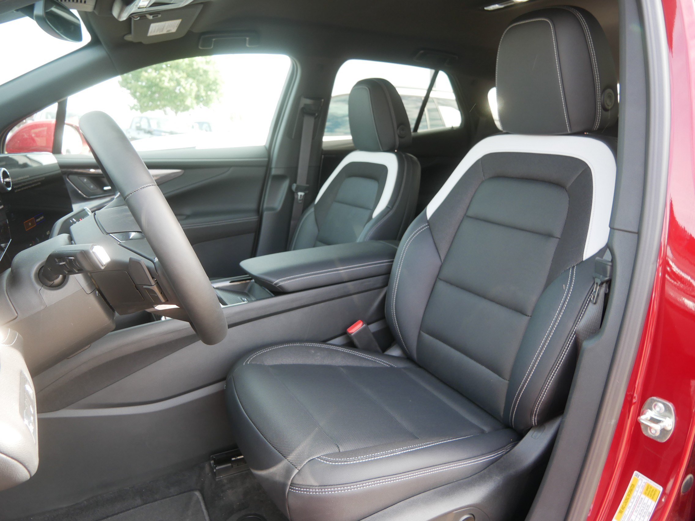 New 2026 Chevrolet Blazer EV LT AWD/4WD image 5